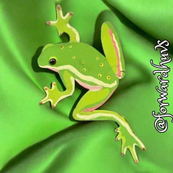 Bundle Sale 3 for $15 | Hand Crafted | Signed B. Cuhla | Frog Brooch - Picture 1 of 13